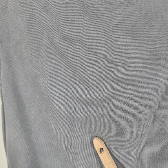 Max Jeans Gray Utility Vest with Epaulette Details - Picture 6 of 6